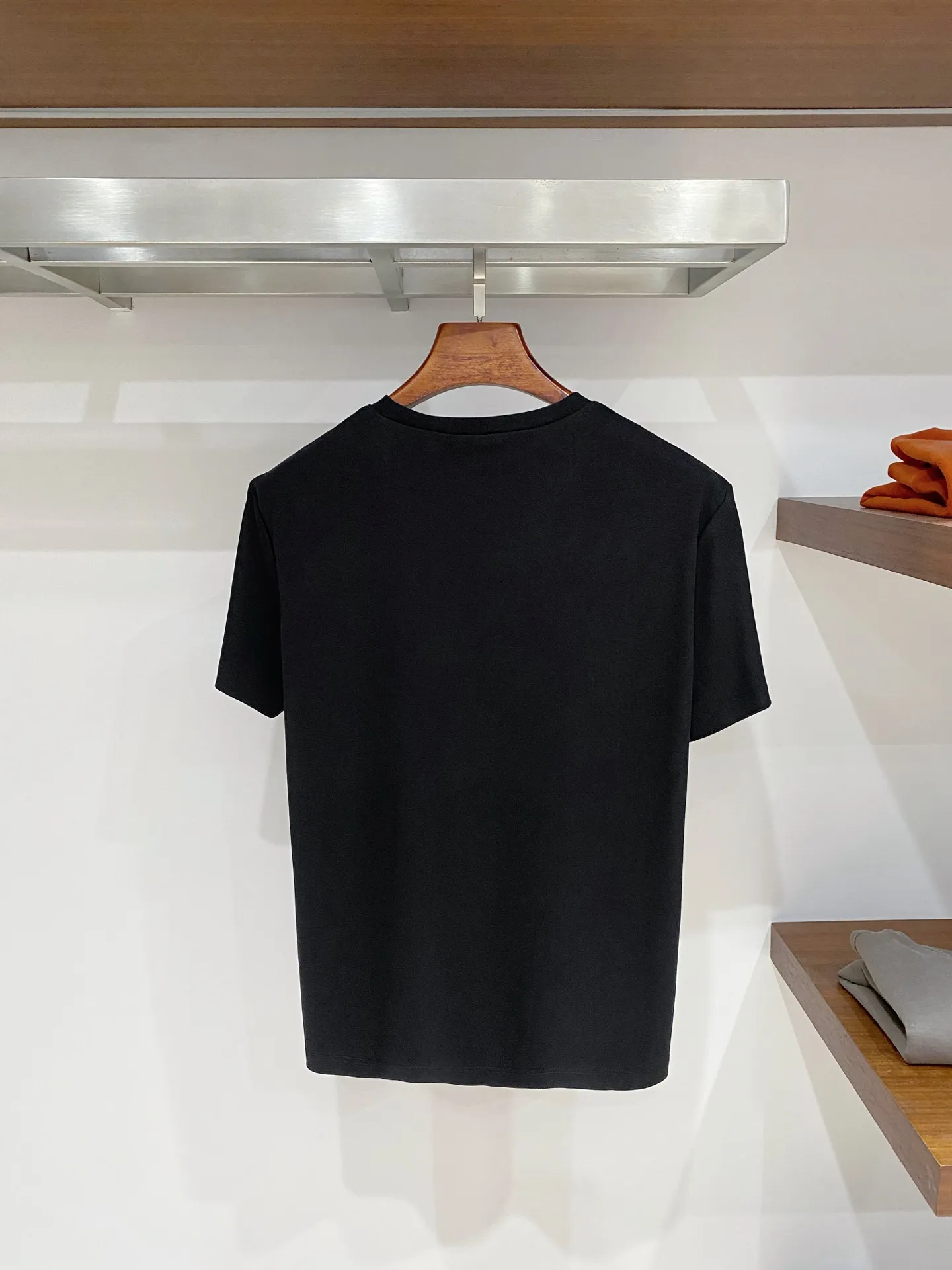 Moncler T 26s New Arrival Supima 210 ， ， + ， ， ， ， ， Breathable， ！ ， ， ，Series ， 5 ， ， 100 ， 1% . Versatile， 。 Breathable， ：White// /Light Green /Khaki / /Black Sizes：M-3XL Size ：178-130 L